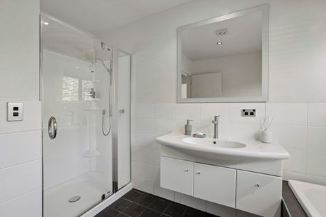 Photo of property in 20 Sylvan Street, Lake Hayes, Queenstown, 9304