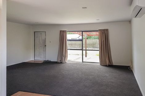 Photo of property in 186 Henderson Valley Road, Henderson, Auckland, 0612
