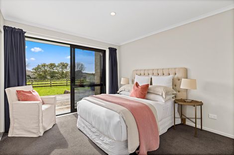 Photo of property in 177 Sandspit Road, Shelly Park, Auckland, 2014