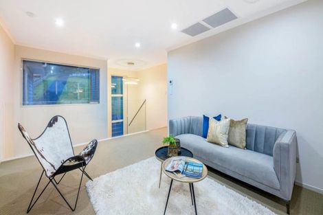 Photo of property in 72 Bur Oak Terrace, Schnapper Rock, Auckland, 0632