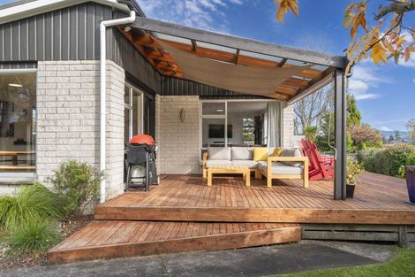 Photo of property in 23 Kereru Street, Two Mile Bay, Taupo, 3330