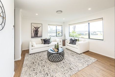 Photo of property in 36 Tirimoana Place, Otamatea, Whanganui, 4501