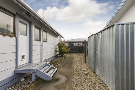 Photo of property in 7 Peter Hall Drive, Kelvin Grove, Palmerston North, 4414