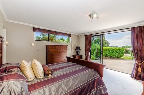 Photo of property in 10 Lambert Way, Paraparaumu, 5032