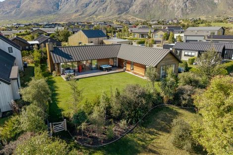 Photo of property in 4 Durness Court, Jacks Point, Queenstown, 9371