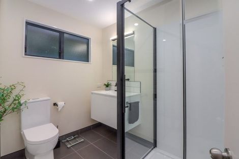 Photo of property in 83 Kakariki Grove, Waikanae, 5036