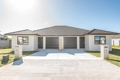 Photo of property in 6 Cross Street, Castlecliff, Wanganui, 4501