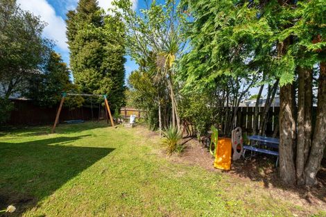 Photo of property in 21 Tania Crescent, Western Heights, Rotorua, 3015