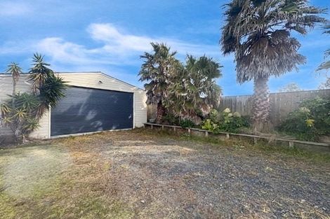 Photo of property in 62 Pratt Avenue, Foxton Beach, Foxton, 4815