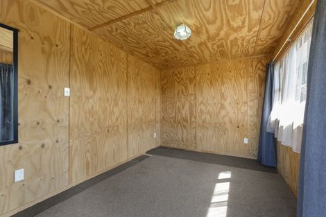 Photo of property in 18 Robert Mckeen Street, Otaki Beach, Otaki, 5512