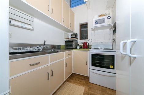 Photo of property in 3 Dolbear Street, Titirangi, Auckland, 0604