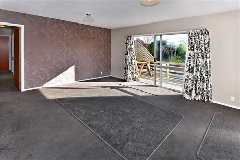 Photo of property in 8 Peckham Lane, Woolston, Christchurch, 8062