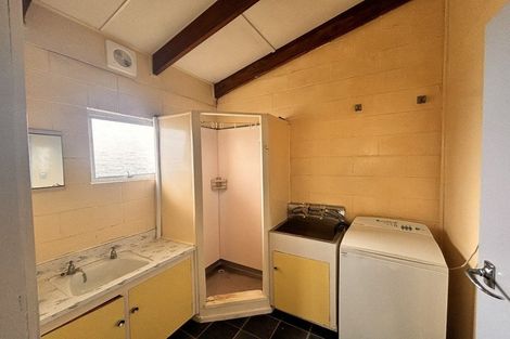 Photo of property in 137 Gala Street, Queens Park, Invercargill, 9810