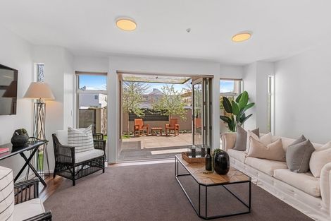 Photo of property in 7/6 Harts Creek Lane, Northwood, Christchurch, 8051