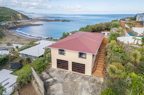 Photo of property in 19c Cave Road, Houghton Bay, Wellington, 6023