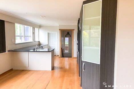 Photo of property in 9 Merchant Avenue, Te Atatu South, Auckland, 0610