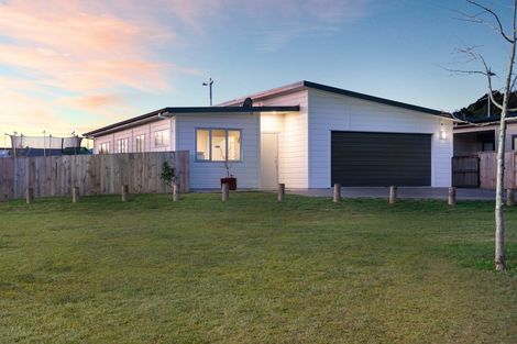Photo of property in 210 Lakes Boulevard, Pyes Pa, Tauranga, 3112