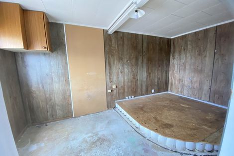Photo of property in 20 Christmas Road, Manurewa, Auckland, 2102