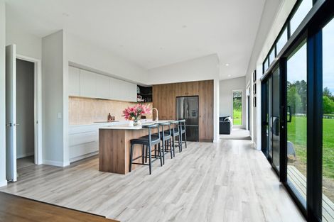 Photo of property in 1409 Taihape Road, Sherenden, Hastings, 4179