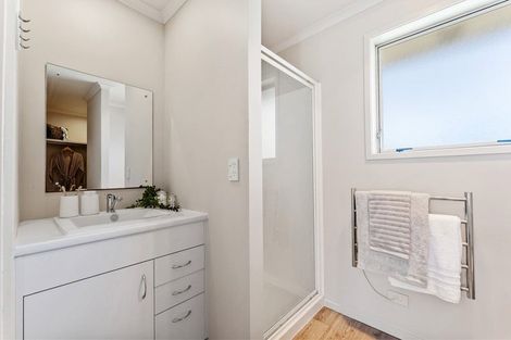 Photo of property in 44 Alec Craig Way, Gulf Harbour, Whangaparaoa, 0930
