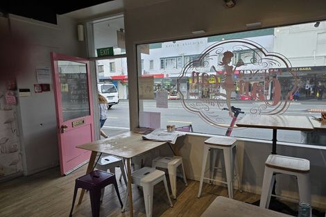 Photo of property in 142 Riddiford Street, Newtown, Wellington, 6021