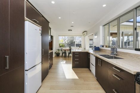 Photo of property in 10 Magnolia Drive, Westown, New Plymouth, 4310