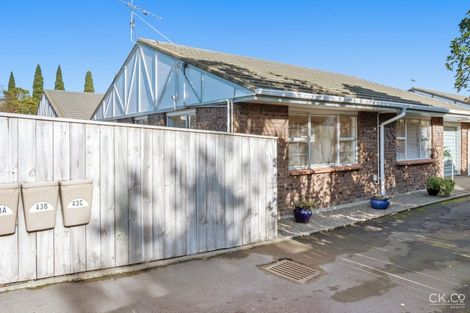 Photo of property in 43a Ludlam Crescent, Woburn, Lower Hutt, 5010