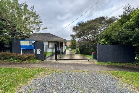 Photo of property in 7 Golf Road, New Lynn, Auckland, 0600
