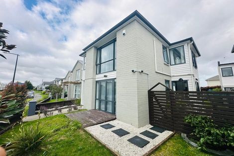 Photo of property in 10 Hopuni Way, Takanini, 2112