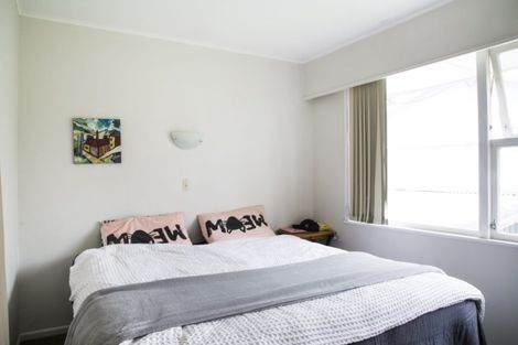 Photo of property in 8 Tye Road, Hillcrest, Auckland, 0627