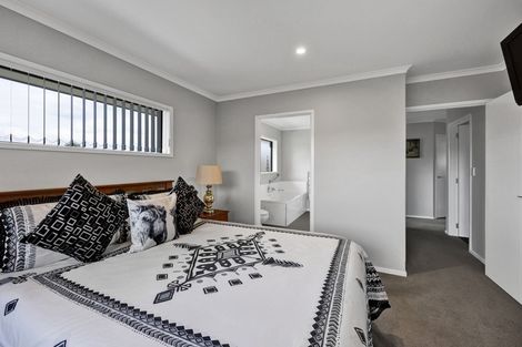 Photo of property in 21 Elizabeth Grove, Stratford, 4332