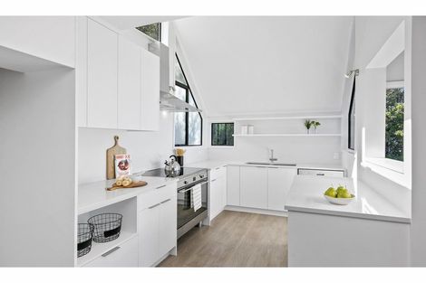 Photo of property in 36 Orangi Kaupapa Road, Northland, Wellington, 6012