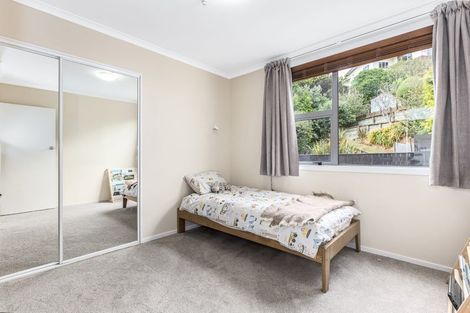 Photo of property in 37 Spinnaker Drive, Whitby, Porirua, 5024