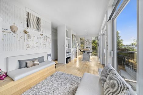 Photo of property in 112a Wallace Street, Mount Cook, Wellington, 6021