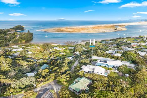 Photo of property in 11 Claude Street, Mangawhai Heads, Mangawhai, 0505