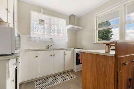Photo of property in 2 Forsyth Street, St Andrews, Hamilton, 3200