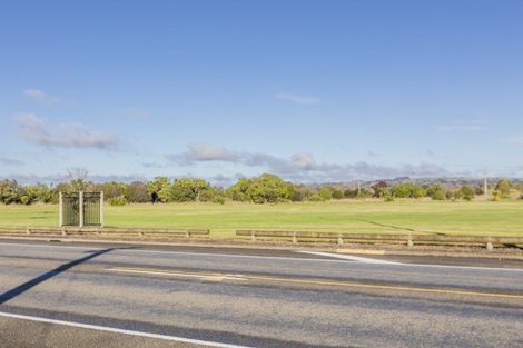 Photo of property in 74 Meeanee Quay, Westshore, Napier, 4110