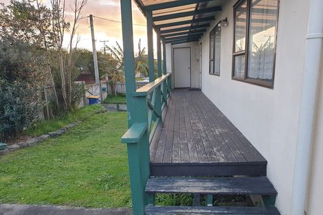 Photo of property in 1 Harrington Road, Henderson, Auckland, 0610