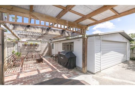 Photo of property in 5 Casey Avenue, Fairfield, Hamilton, 3214