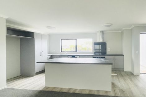 Photo of property in 6d Melleray Place, Randwick Park, Auckland, 2105