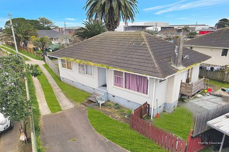 Photo of property in 1/85a Tidal Road, Mangere, Auckland, 2022