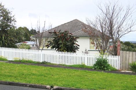 Photo of property in 29 Puriri Street, Helensville, 0800