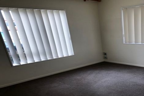 Photo of property in 25 Maypark Crescent, Flat Bush, Auckland, 2016