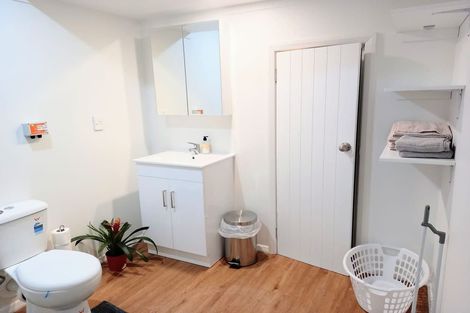 Photo of property in 164 Newlands Road, Newlands, Wellington, 6037