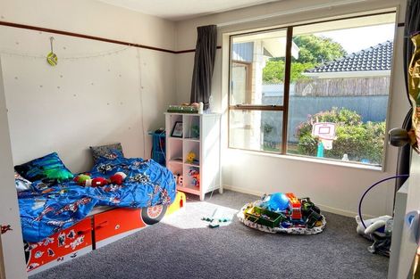Photo of property in 14 Mckellar Place, Hornby, Christchurch, 8042