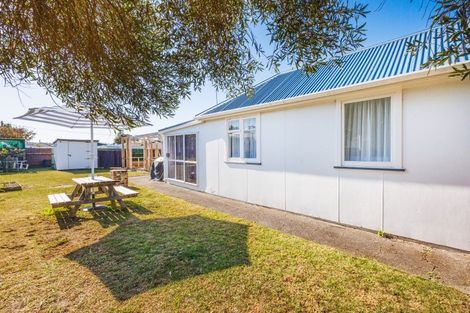 Photo of property in 131 Seabury Avenue, Foxton Beach, Foxton, 4815
