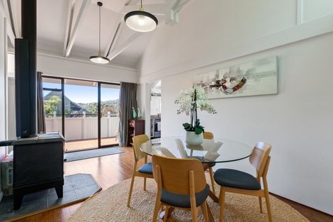 Photo of property in 5 Cassis Place, Crofton Downs, Wellington, 6035