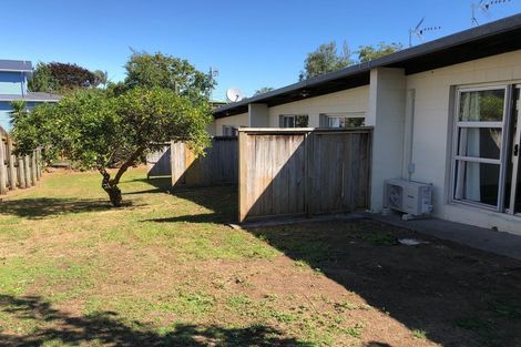 Photo of property in 2/21a Landscape Road, Papatoetoe, Auckland, 2025