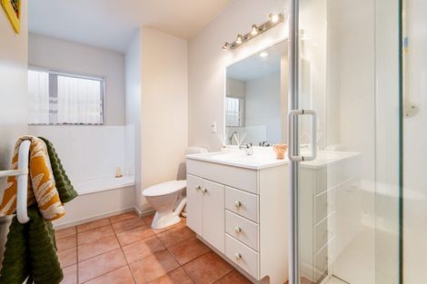 Photo of property in 15 Jelicich Court, Henderson, Auckland, 0612