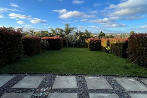Photo of property in 5/60 West Coast Road, Glen Eden, Auckland, 0602